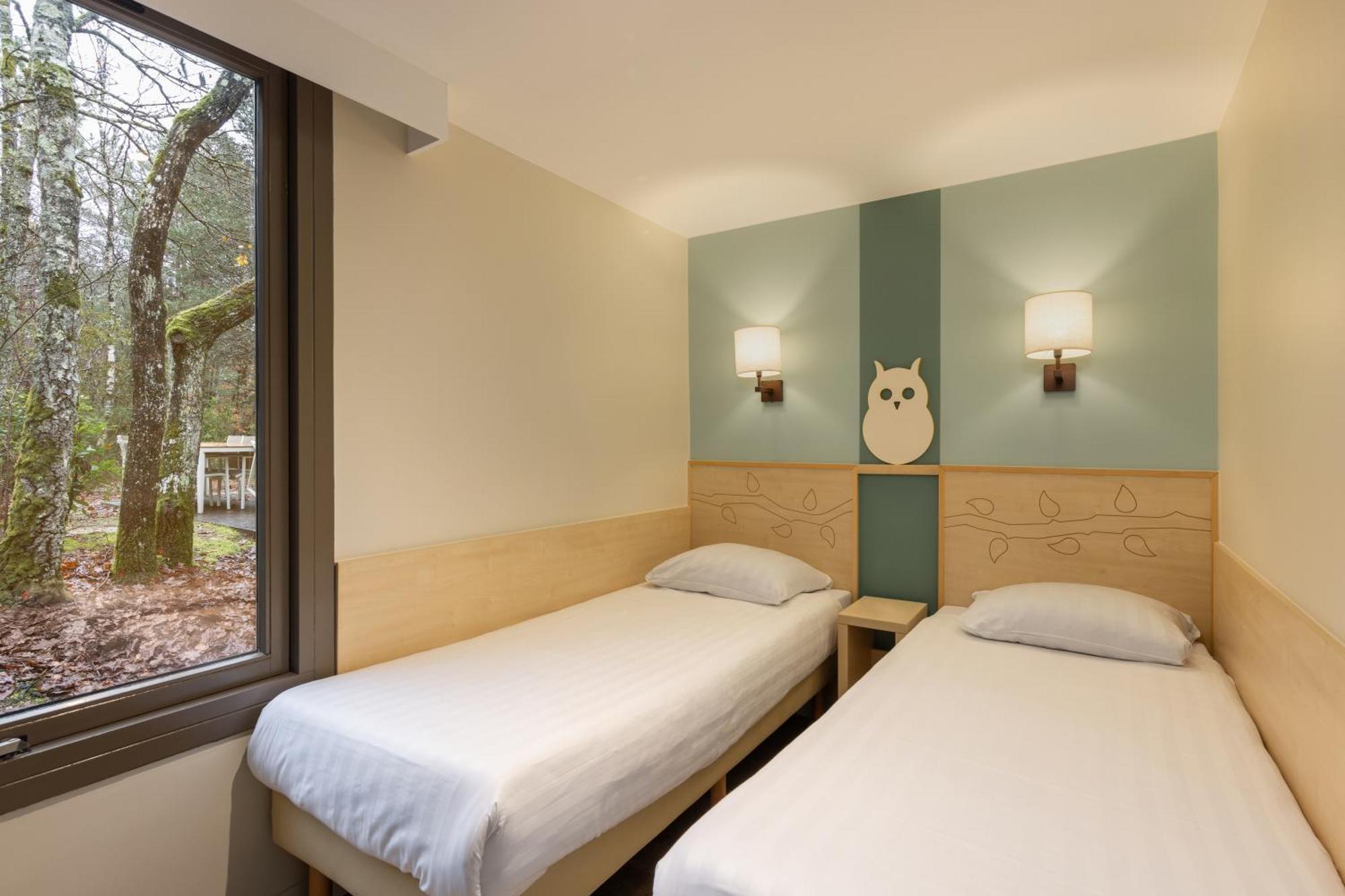 Center Parcs Les Hauts De Bruyeres Chaumont-sur-Tharonne Exterior photo